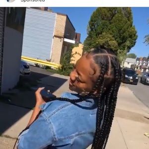 Meet your Posher, Ebony